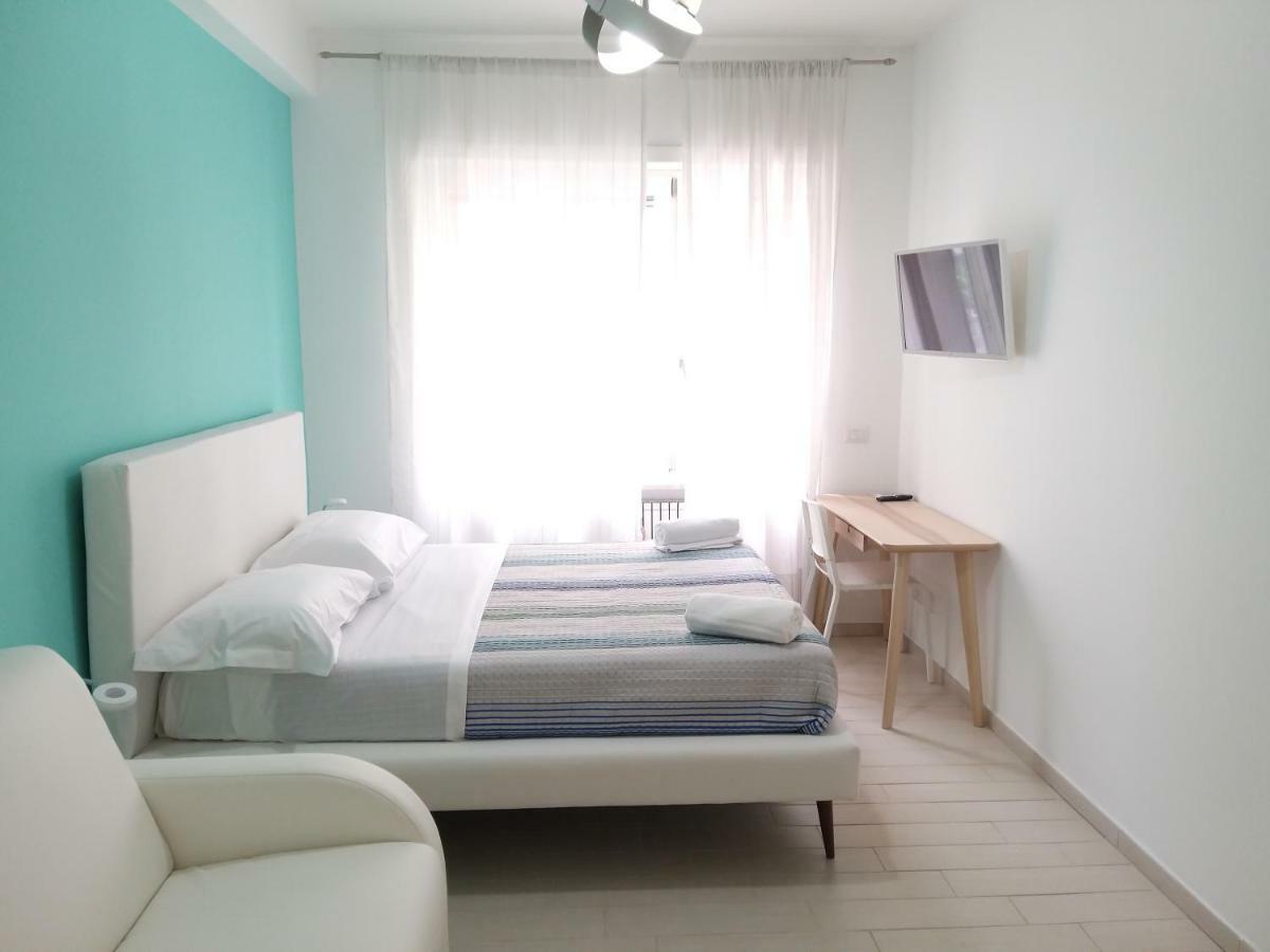 Vomerooms Nápoly Kültér fotó